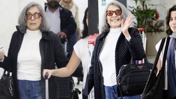 Betty Faria faz rara aparição ao lado da neta em aeroporto - Foto: Adão/AgNews
