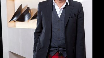 O estilista Kenzo Takada conseguiu unir a moda do oriente e do ocidente em suas criações. - Marco Pinto