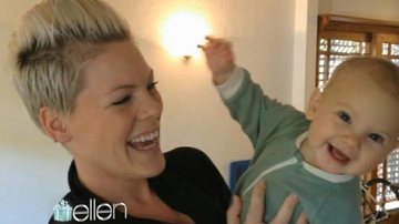 Pink mostra Willow em vídeo para o aniversário de Ellen DeGeneres - Reprodução