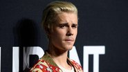 Justin Bieber surpreende seguidores ao surgir jogando hóquei em jatinho - Getty Images