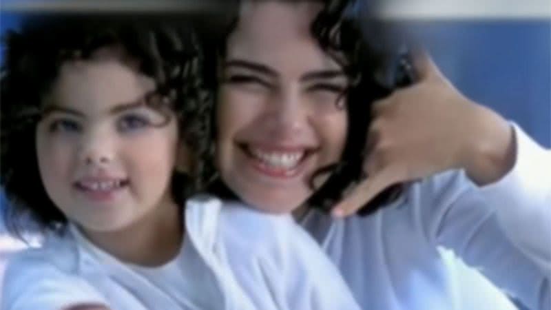 Rafaela Romolo e Ana Paula Arósio em um comercial de TV - Foto: Reprodução