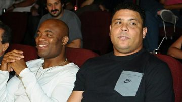 Ronaldo e Anderson Silva vão ao cinema - AgNews