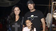 Suzana Pires posa com o namorado Diogo Sacco e a sobrinha Gabriela - Felipe Assumpção / AgNews