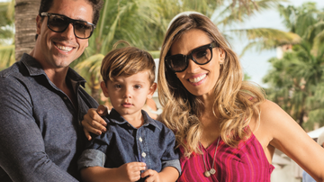 André Loureiro,o filho, Eduardo e a jornalista Karyn Bravo - HOTEL FRAME